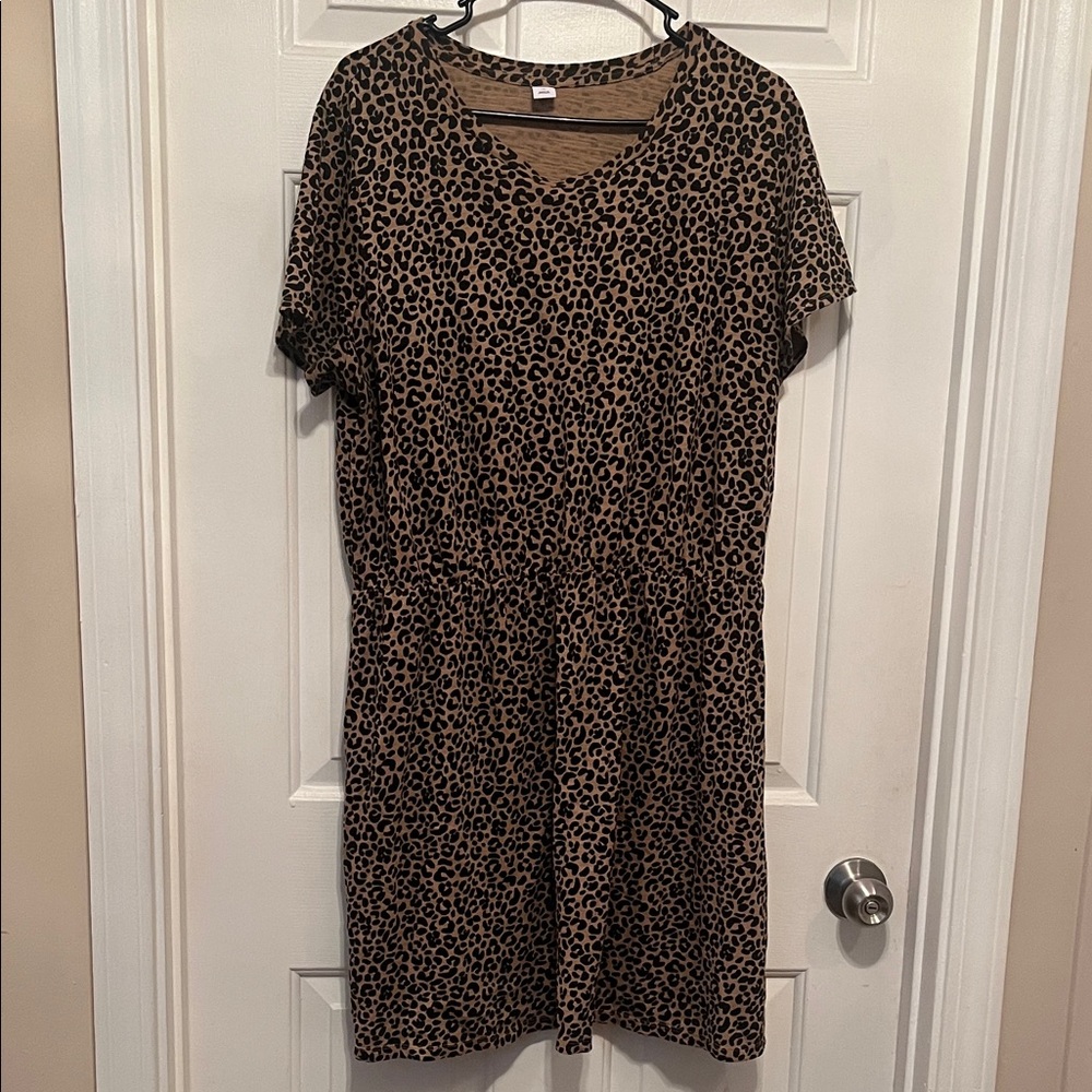 Cheetah Dress w/elastic waistband